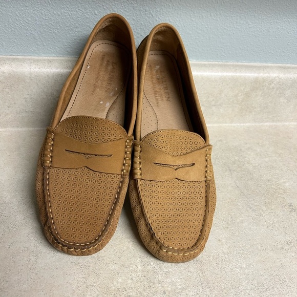 Lauren Ralph Lauren women’s Tan Camila Leather Loafers size 9.5B - Picture 1 of 7